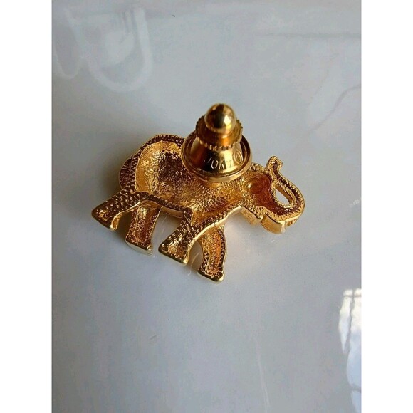 Vintage Gold Tone Avon Red Enamel & Rhinestone Elephant Tie Tack Pin - Picture 4 of 5